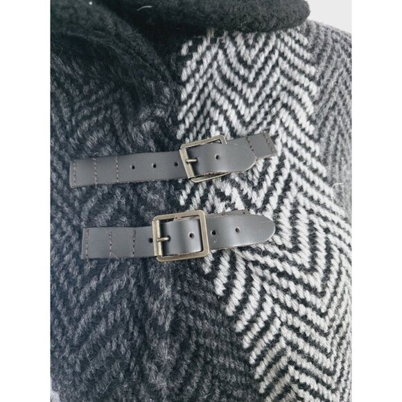 John Branigan Weavers Ireland Wool Herringbone Shawl Poncho Cape Capelet OS S - Picture 7 of 8